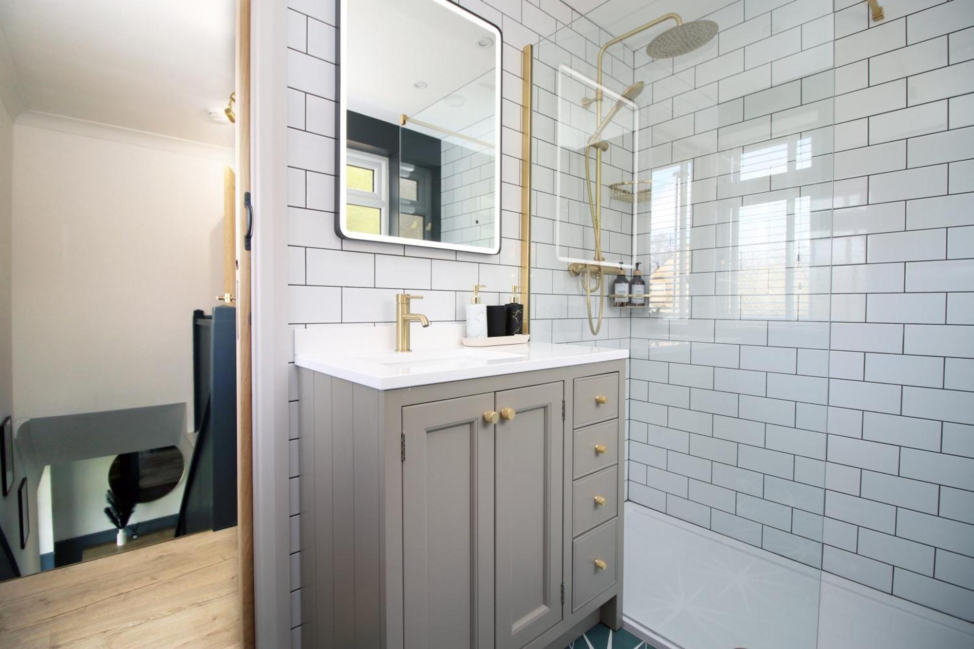 Stylish Home In Bath With Driveway Parking, 10Min From City Zewnętrze zdjęcie