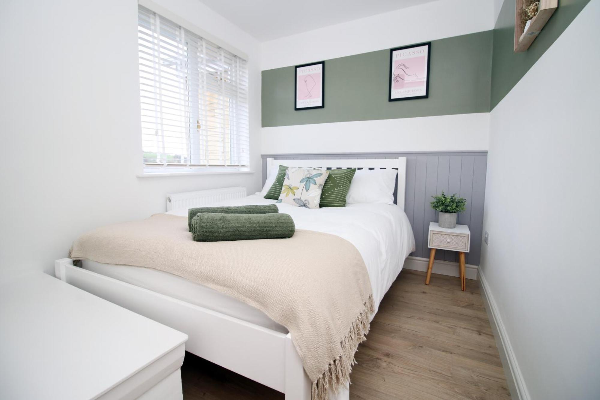 Stylish Home In Bath With Driveway Parking, 10Min From City Zewnętrze zdjęcie